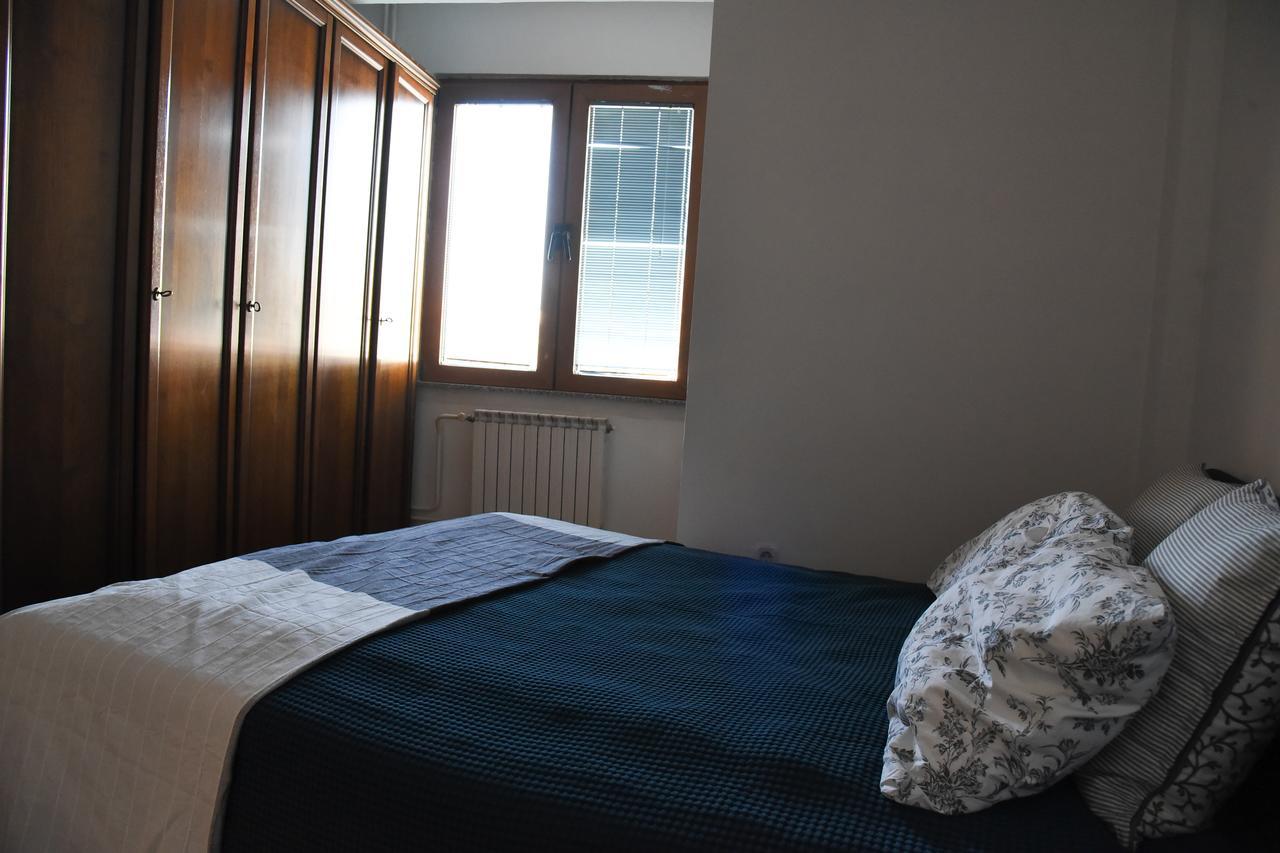 3 Bedroom Home With Parking Garage In The Heart Of Skopie Exterior foto